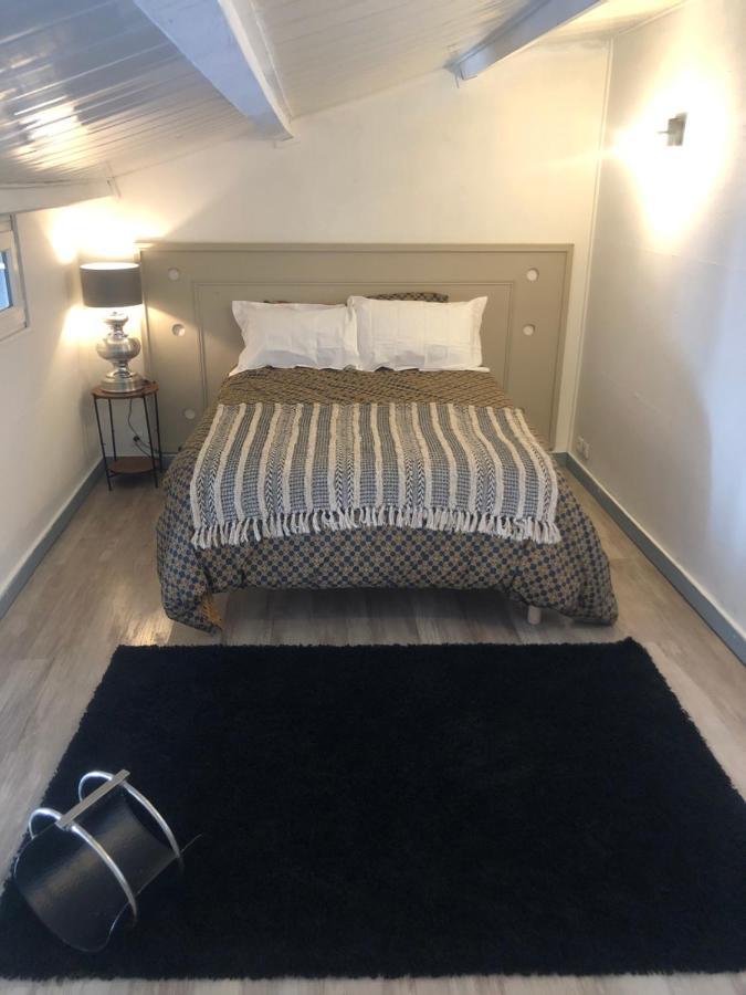 ラ・ロシェルStudio Duplex Avec Jardin Terrasse La Genette Le Mailアパートメント エクステリア 写真