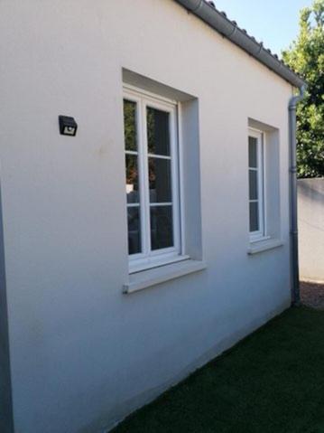 ラ・ロシェルStudio Duplex Avec Jardin Terrasse La Genette Le Mailアパートメント エクステリア 写真
